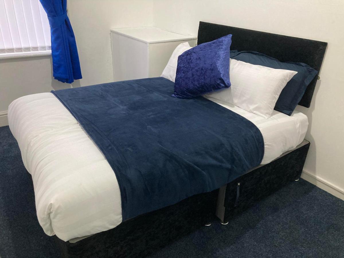 Agapi Apartment - Sea View Sleeps Ten Blackpool Buitenkant foto
