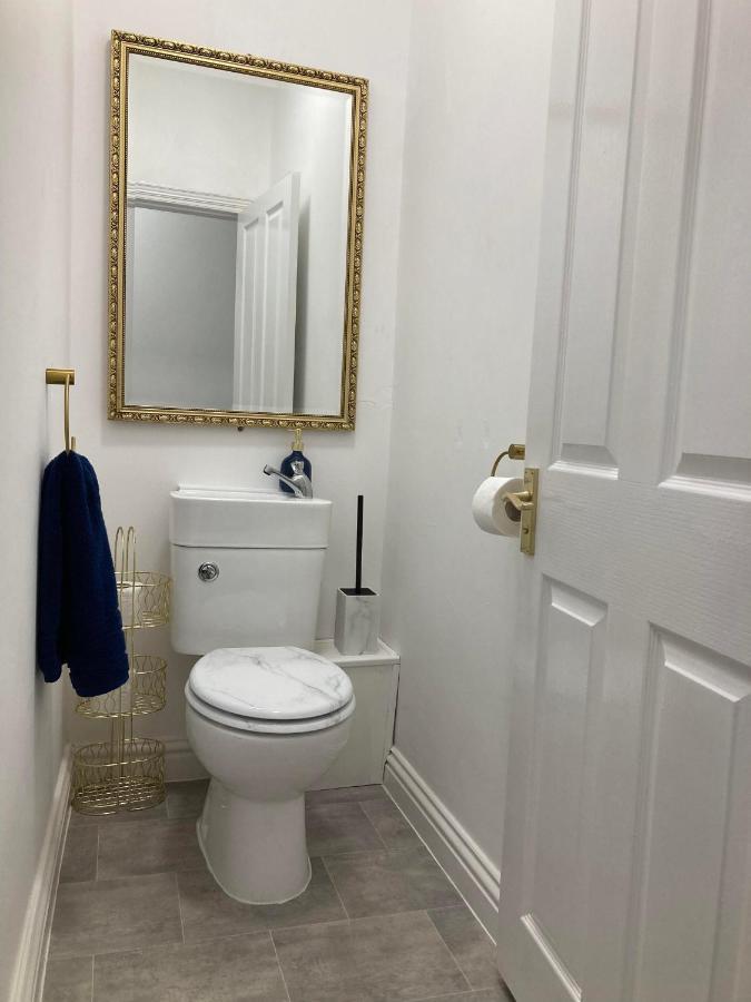 Agapi Apartment - Sea View Sleeps Ten Blackpool Buitenkant foto