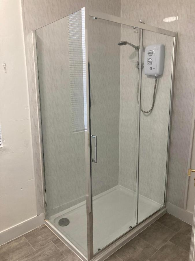 Agapi Apartment - Sea View Sleeps Ten Blackpool Buitenkant foto
