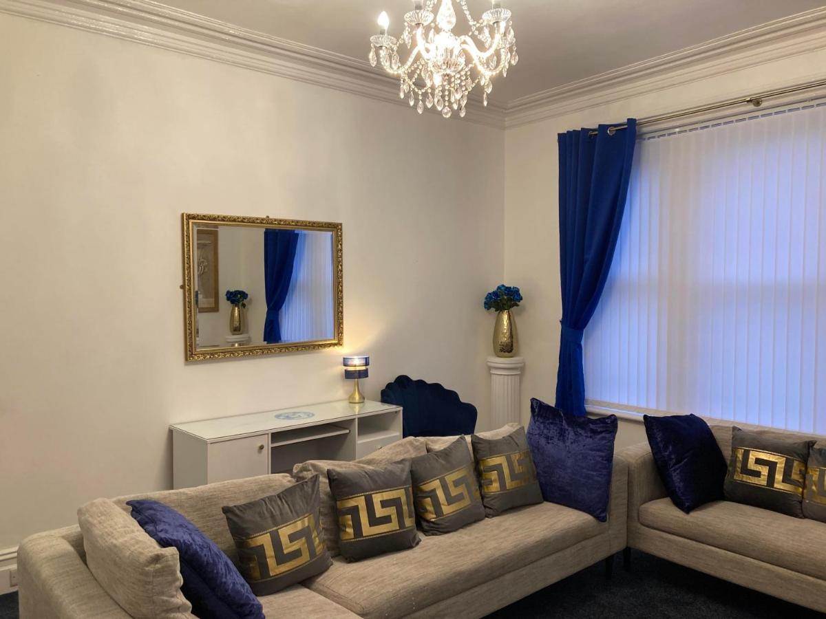 Agapi Apartment - Sea View Sleeps Ten Blackpool Buitenkant foto