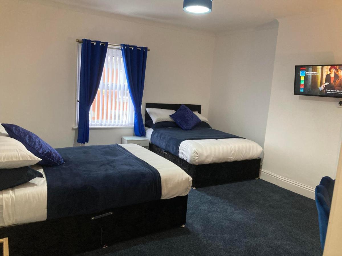 Agapi Apartment - Sea View Sleeps Ten Blackpool Buitenkant foto